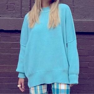 Beautiful chunky knit sweater BNWT in stunning AQUA